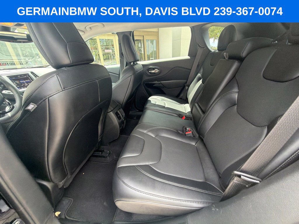 Used 2023 Jeep Cherokee Altitude Lux AWD/4WD image 22