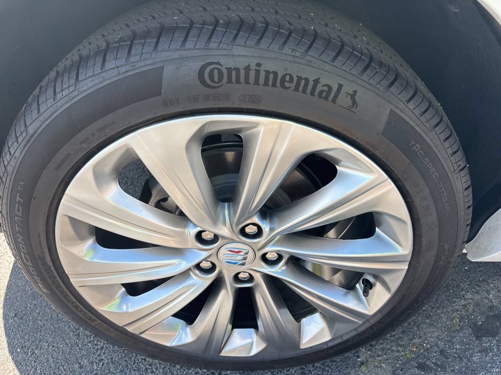Used 2025 Buick Envista Avenir FWD image 10
