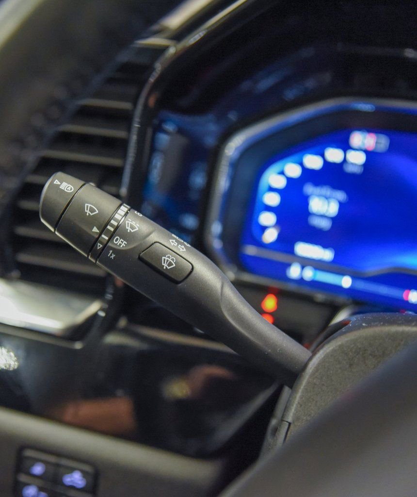 Used 2025 Chevrolet Silverado 2500 LT w/ Safety Package image 26