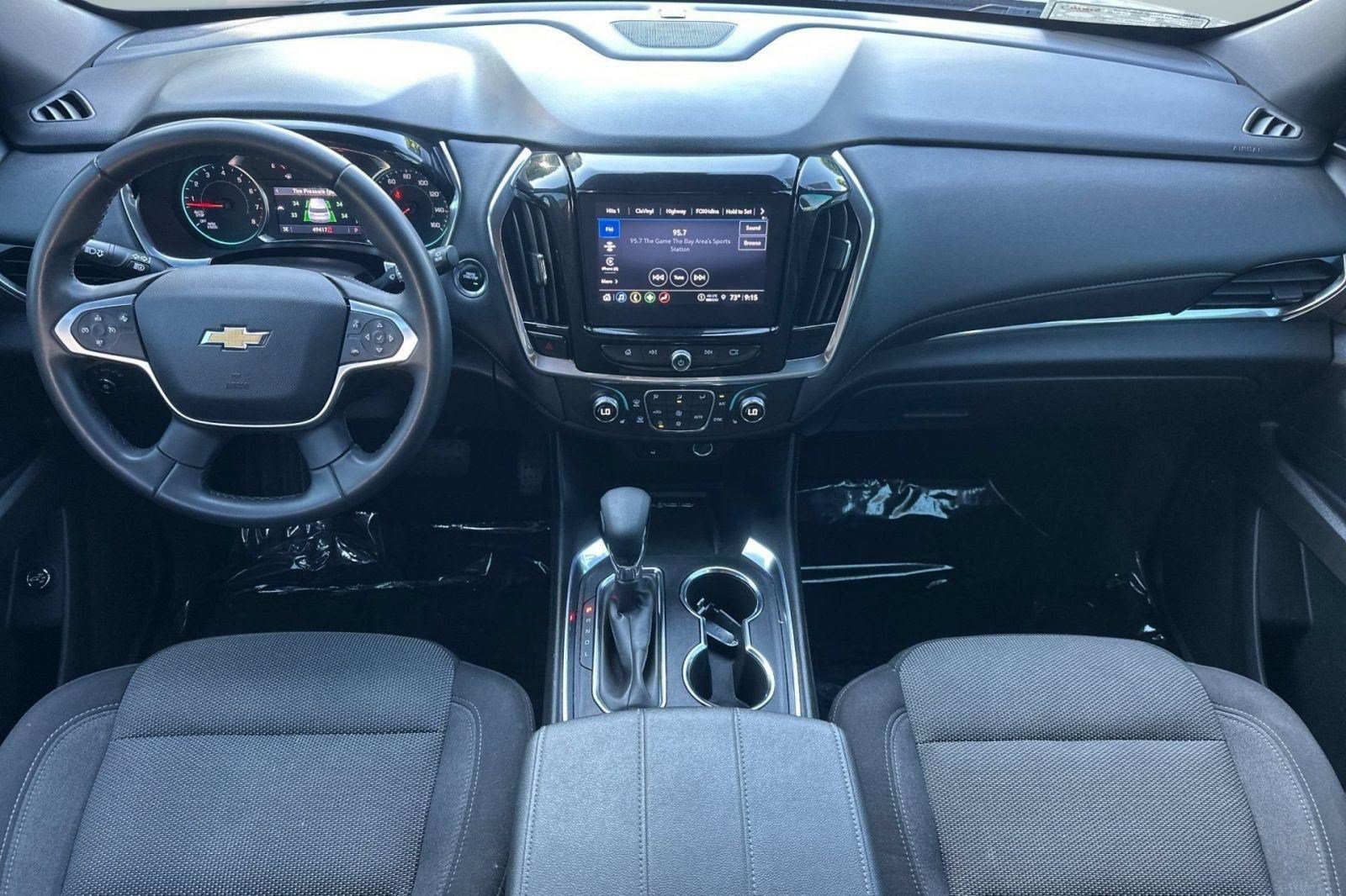 Used 2023 Chevrolet Traverse LT w/ LPO, Cargo Package AWD/4WD image 15