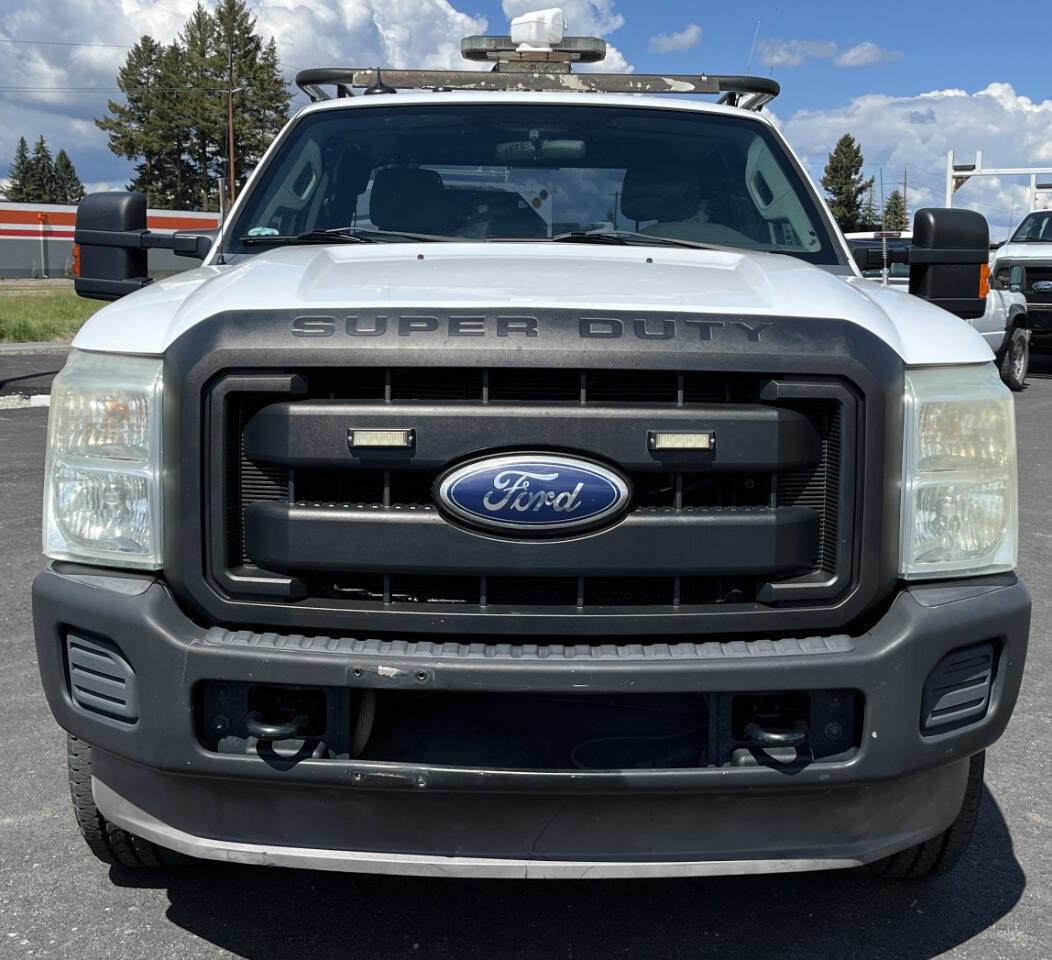 Used 2011 Ford F350 XL w/ PWR Equipment Group AWD/4WD image 2