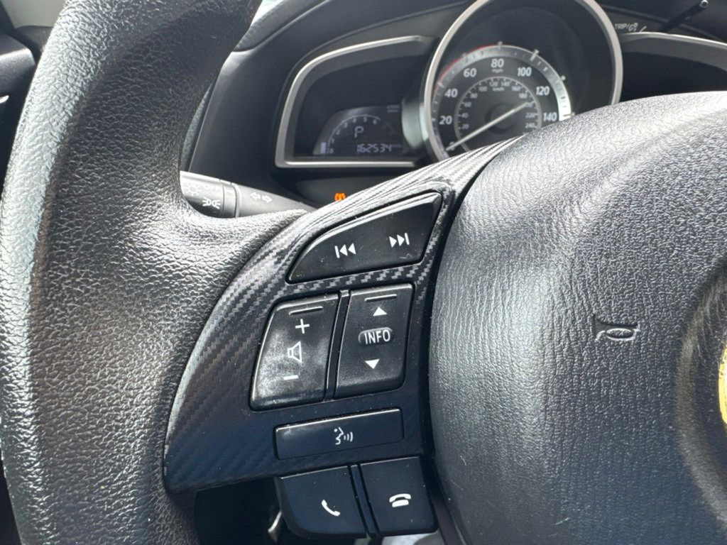 Used 2015 MAZDA MAZDA3 i Sport FWD image 16