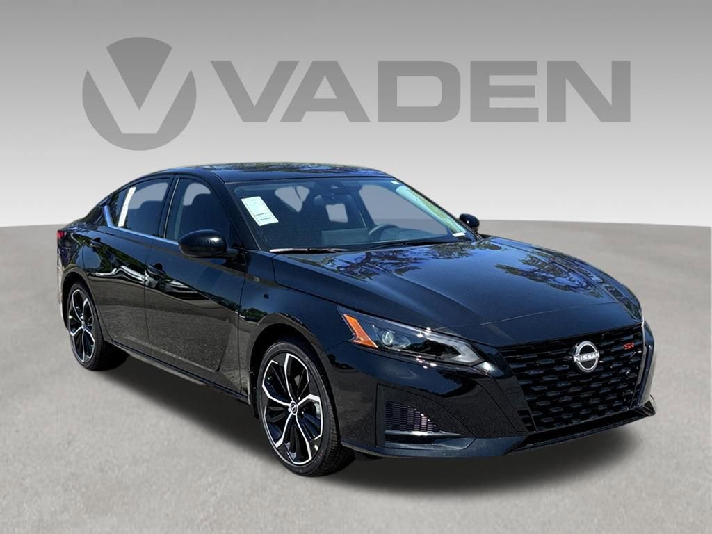 New 2026 Nissan Altima 2.5 SR FWD image 1