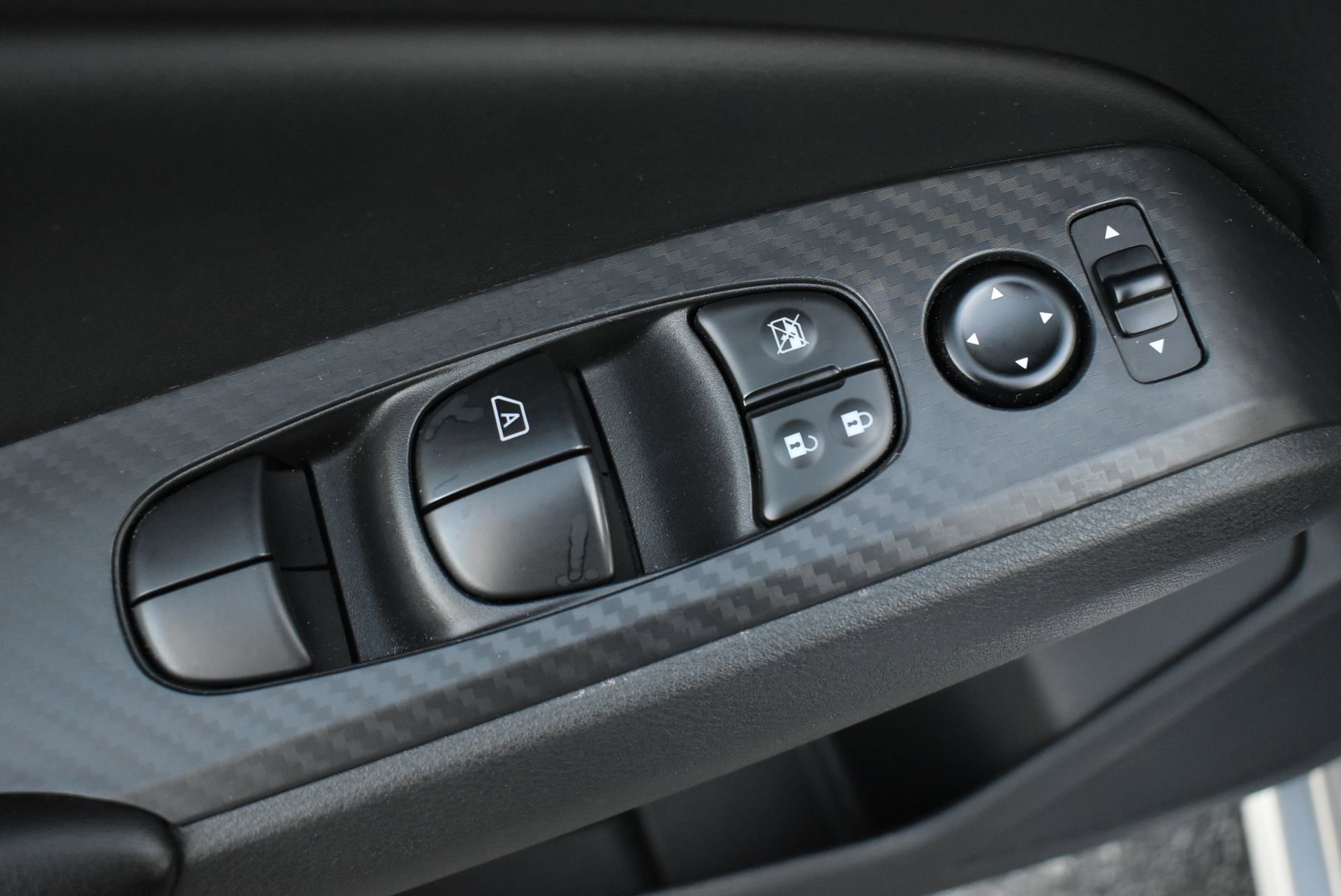 Used 2024 Nissan Altima 2.5 S image 12