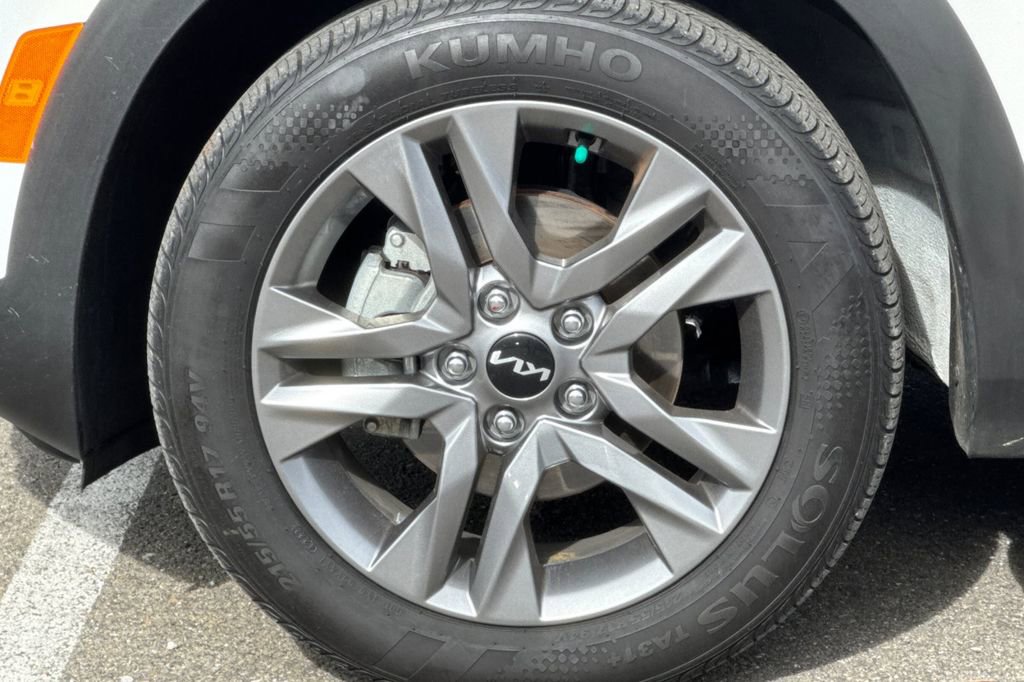 Used 2023 Kia Seltos S image 25