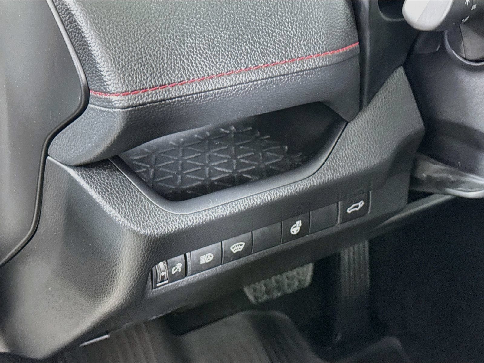 Used 2023 Toyota RAV4 SE w/ Weather & Moonroof Package AWD/4WD image 8