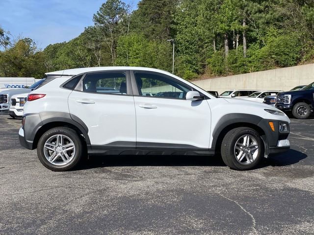 Used 2021 Hyundai Kona SE image 2