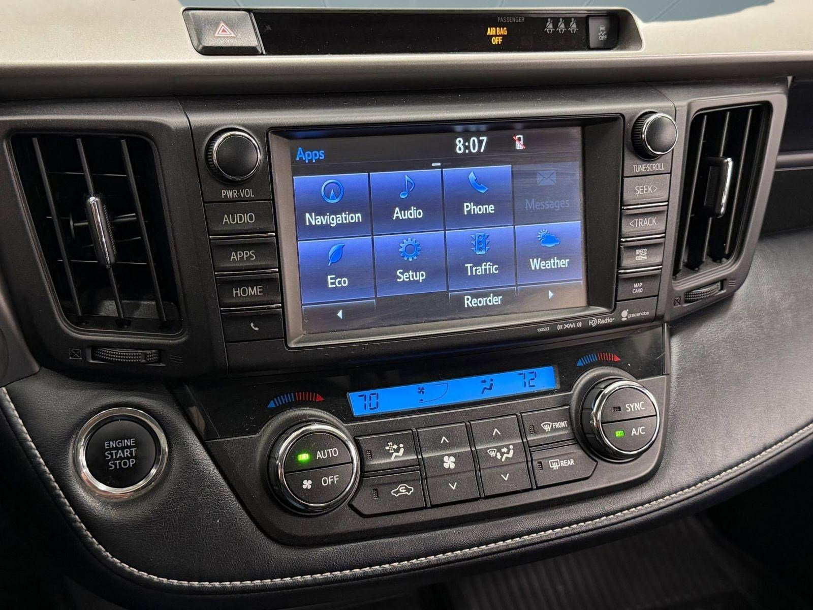 Used 2018 Toyota RAV4 XLE AWD/4WD image 25