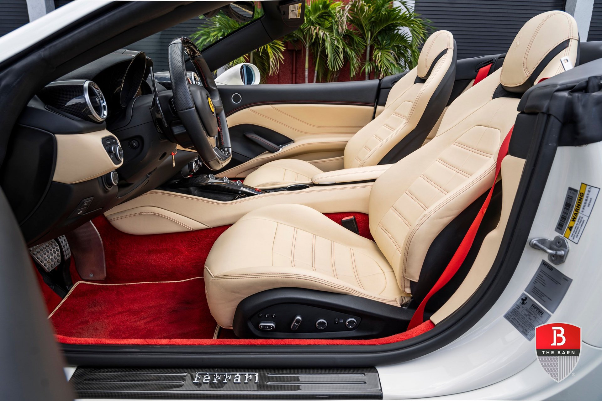 Used 2017 Ferrari California T RWD image 25