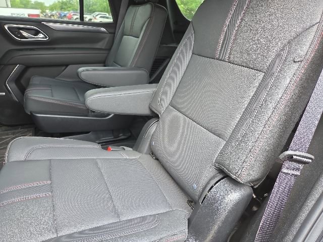 Used 2024 Chevrolet Tahoe RST w/ Luxury Package RWD image 8