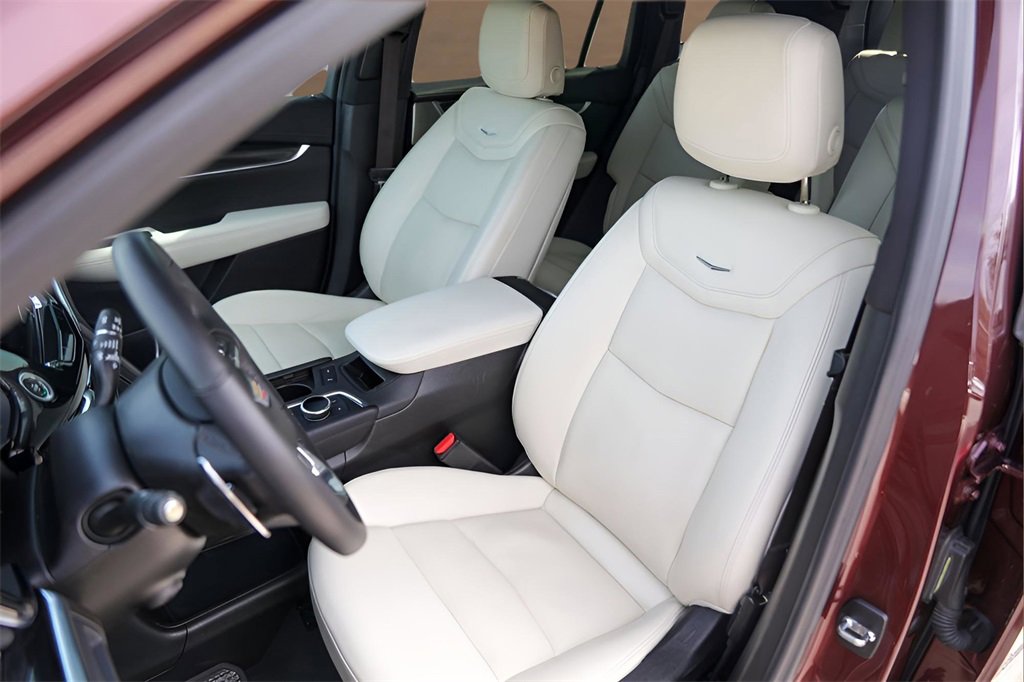 Certified 2023 Cadillac XT6 Sport image 7