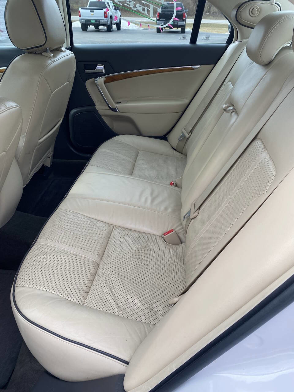 Used 2012 Lincoln MKZ image 16