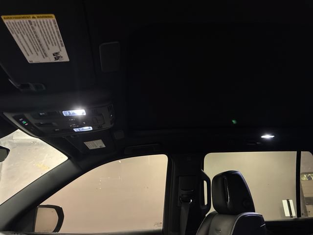 Certified 2024 Cadillac Escalade ESV Premium Luxury w/ Performance Package AWD/4WD image 22
