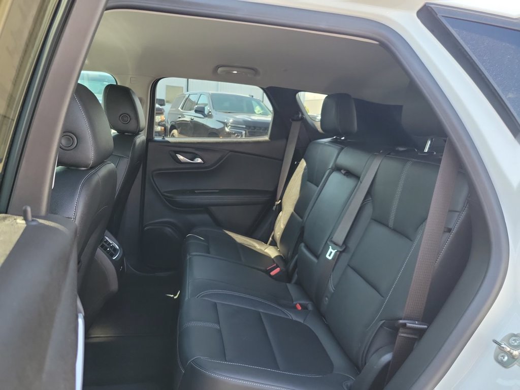 Certified 2024 Chevrolet Blazer LT FWD image 24