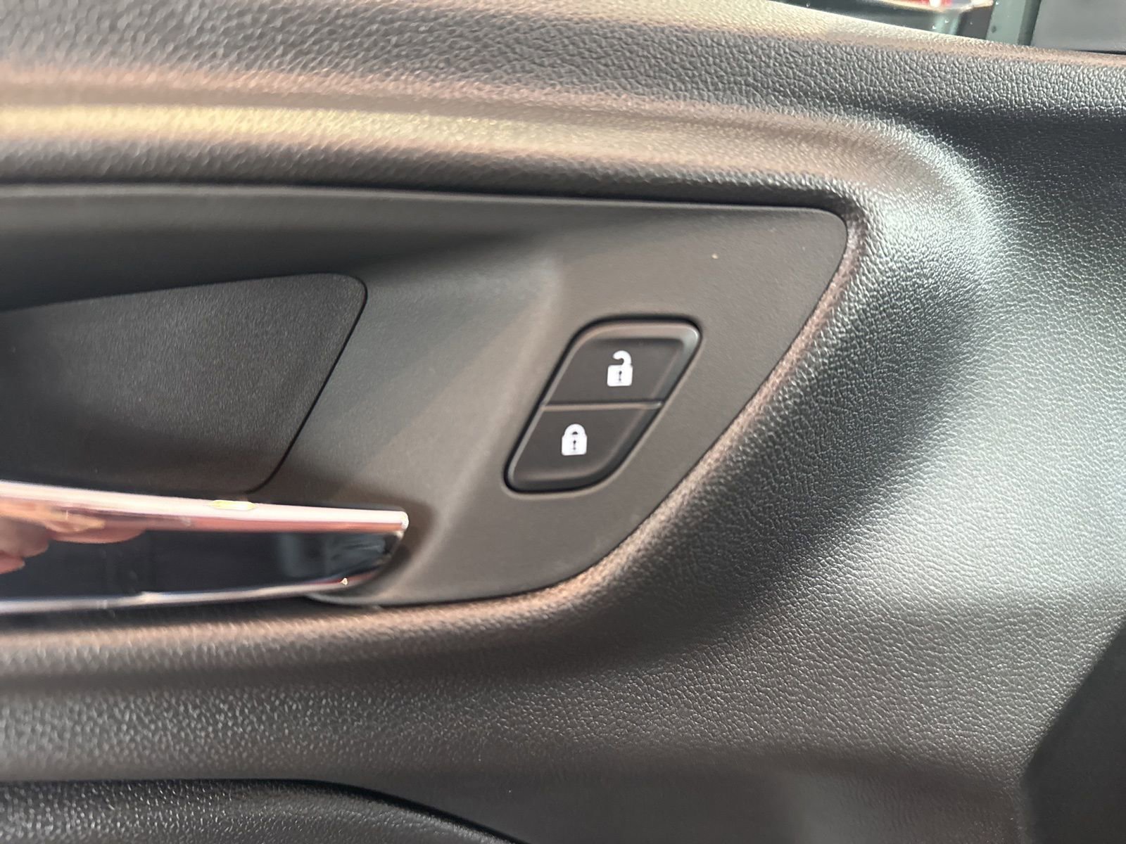 New 2026 Chevrolet Trax LS image 13