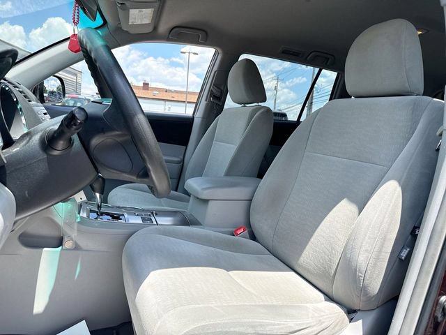 Used 2012 Toyota Highlander 4WD w/ Tech Pkg image 11