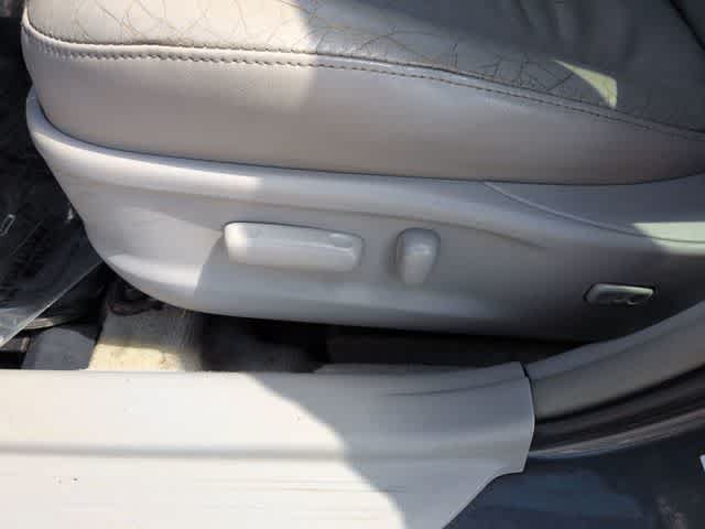 Used 2007 Toyota Camry XLE FWD image 17