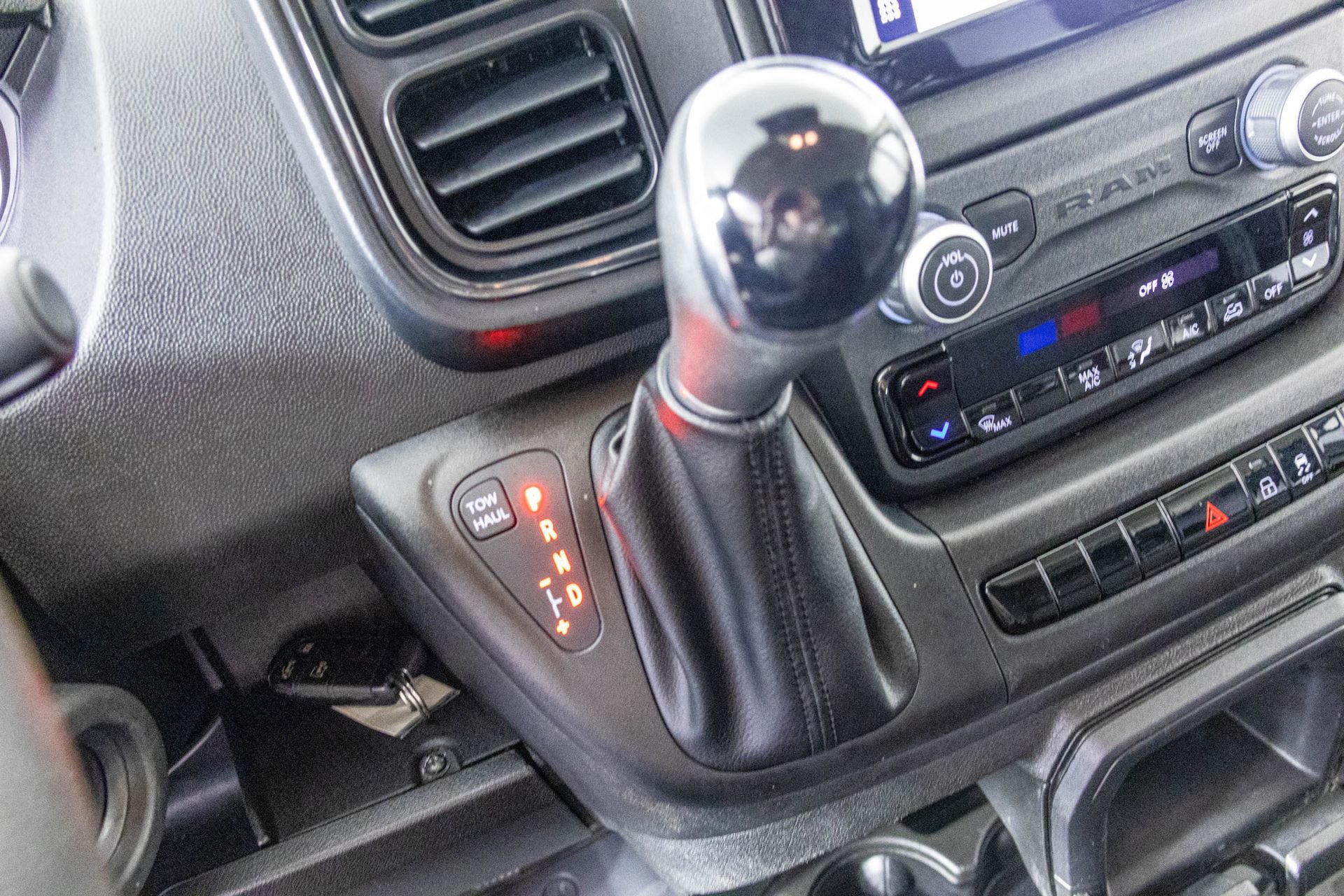 Used 2023 RAM ProMaster 2500 image 26