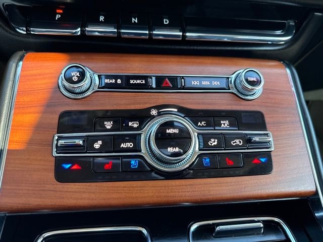 Used 2020 Lincoln Aviator Reserve w/ Equipment Group 201A image 33