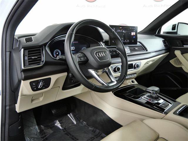 Used 2022 Audi Q5 2.0T Premium Plus w/ Premium Plus Package image 16