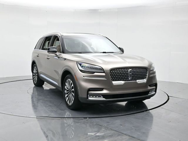 Used 2020 Lincoln Aviator Reserve w/ Equipment Group 201A image 5