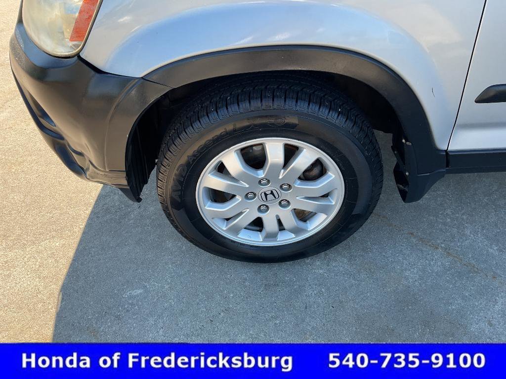 Used 2005 Honda CR-V EX image 10