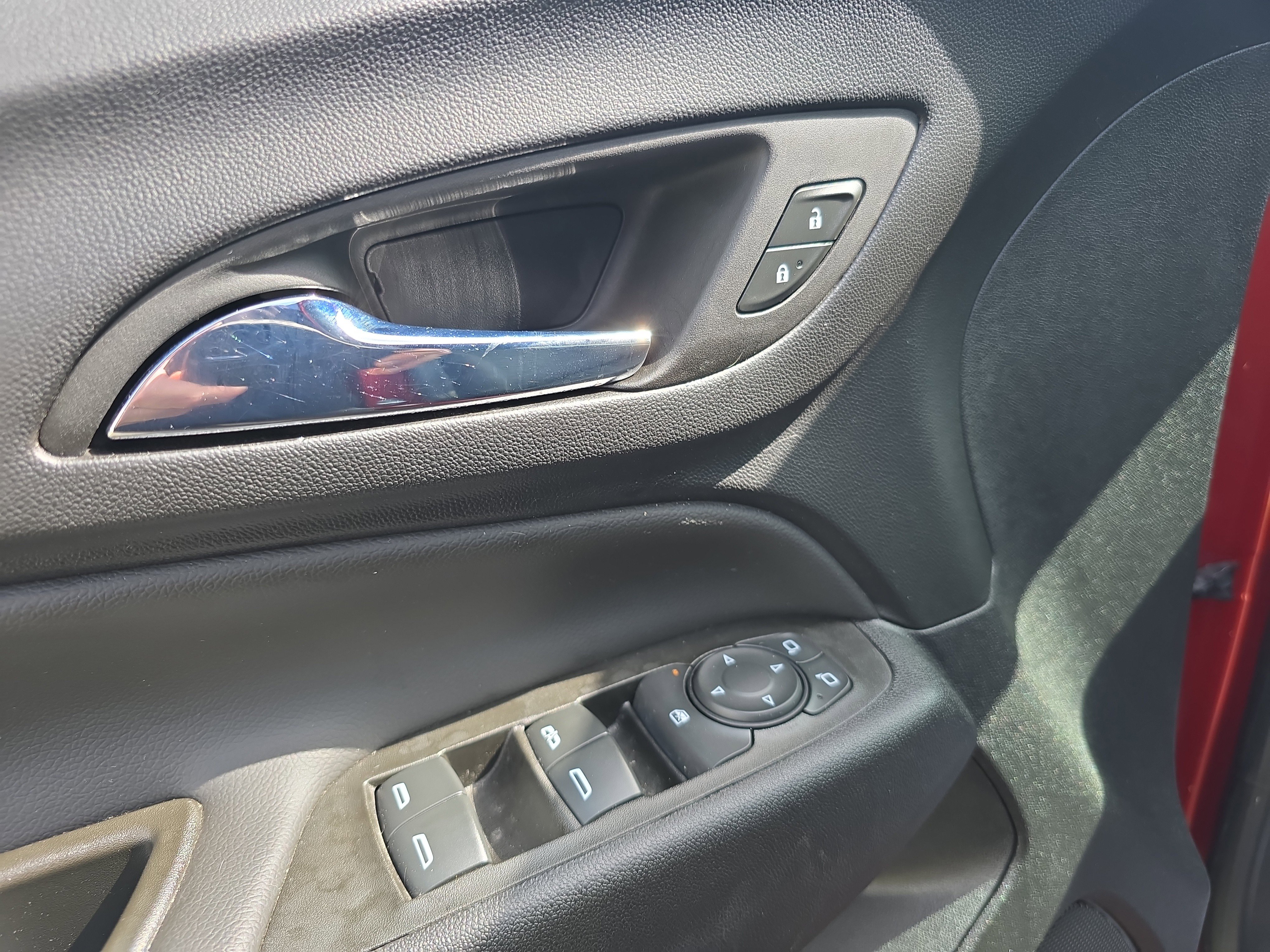 Used 2023 Chevrolet Equinox LT AWD/4WD image 18