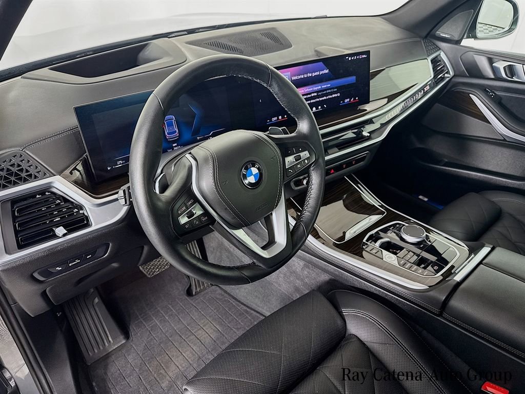 Used 2024 BMW X5 xDrive40i w/ Premium Package AWD/4WD image 9