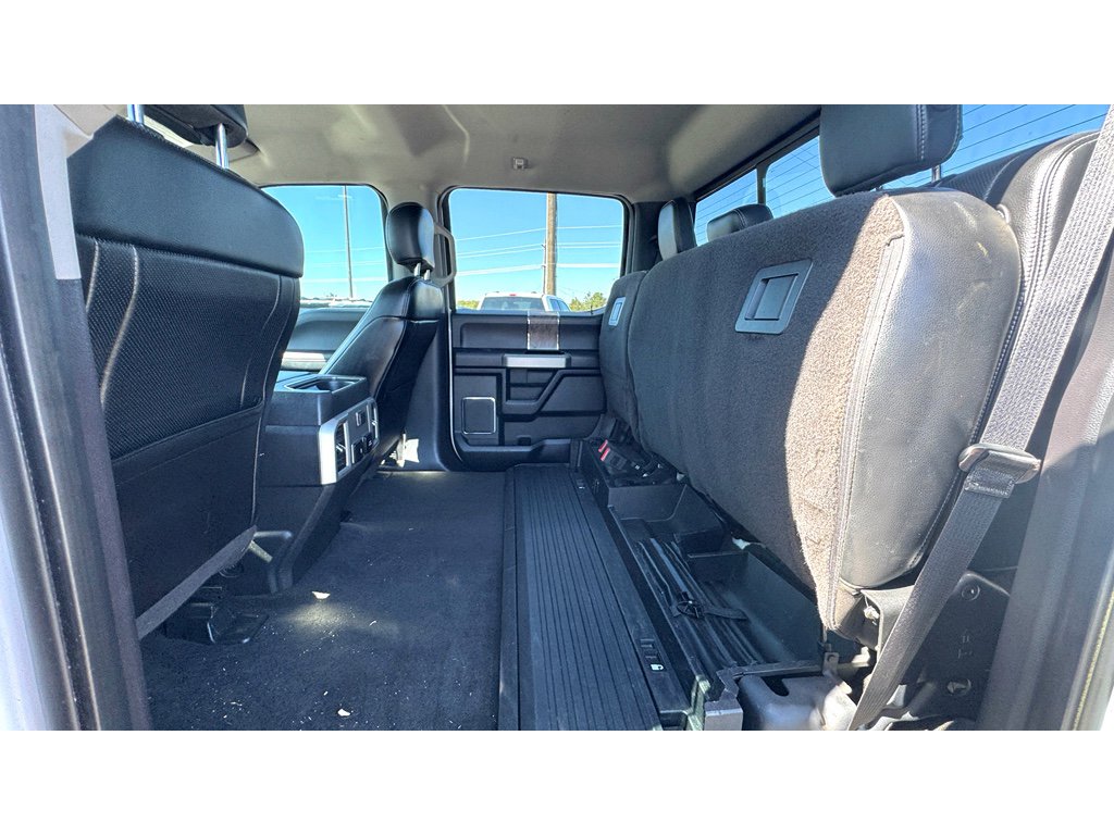 Used 2018 Ford F350 Lariat image 18