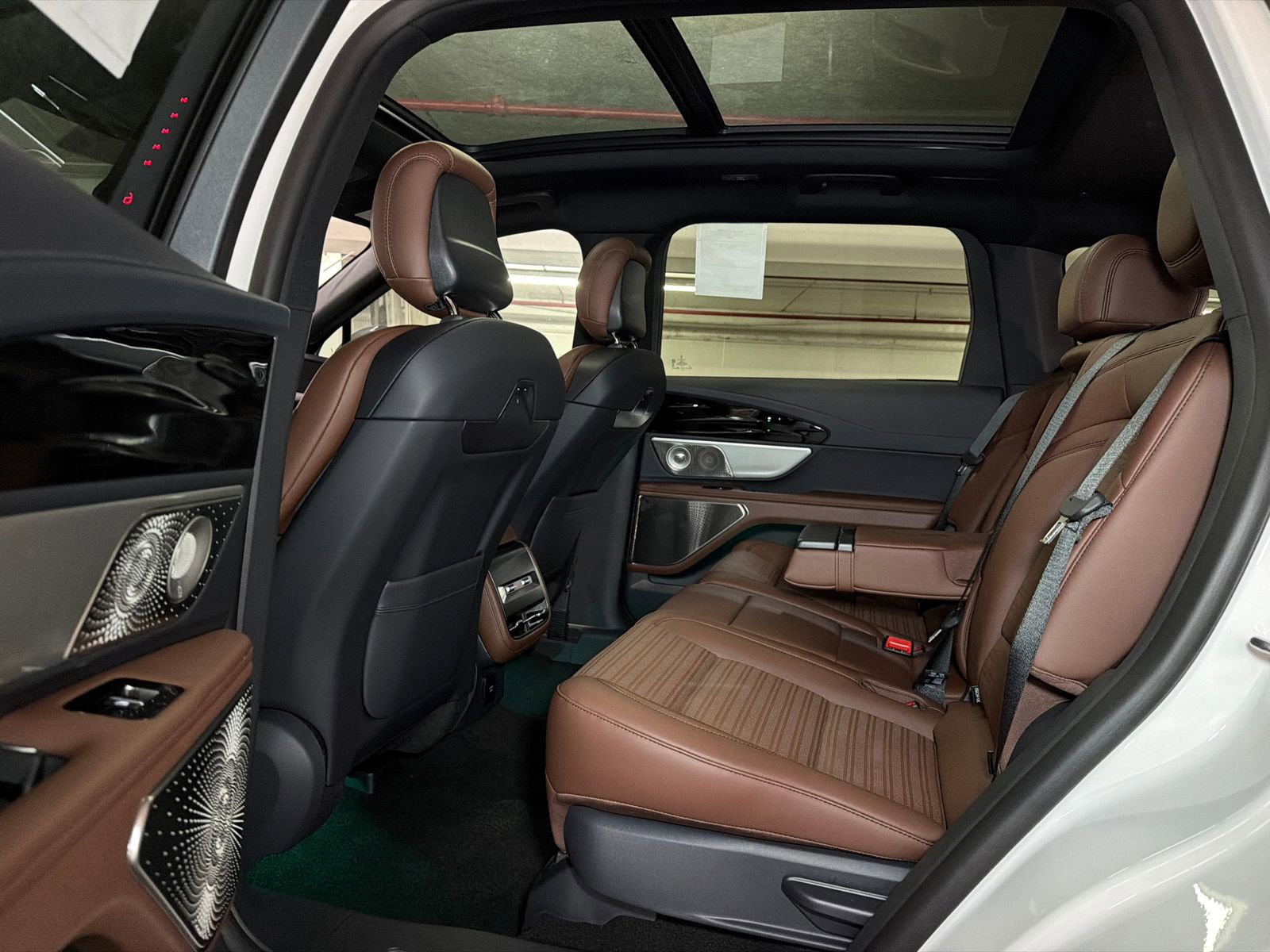 New 2026 Lincoln Nautilus Reserve AWD/4WD image 17