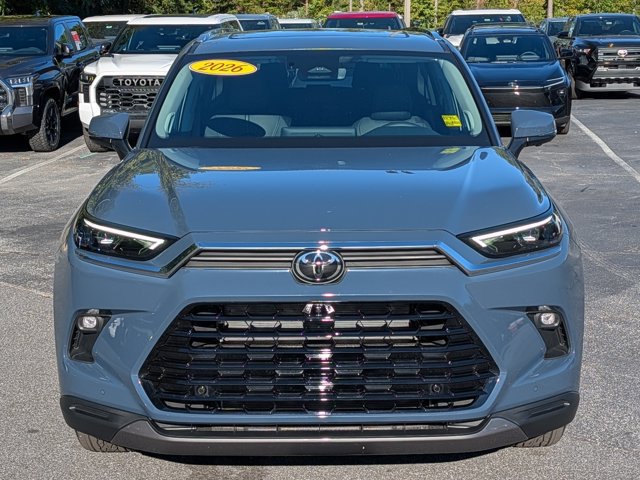 Used 2026 Toyota Grand Highlander FWD image 2