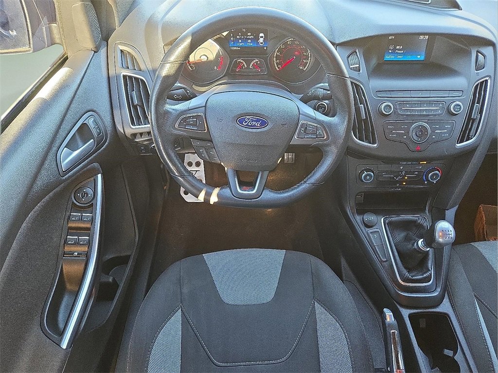 Used 2018 Ford Focus ST image 14