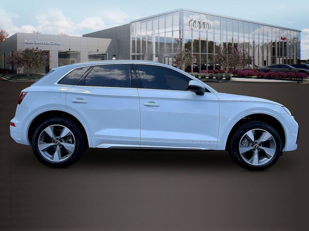Used 2023 Audi Q5 2.0T Premium Plus w/ Premium Plus Package AWD/4WD image 8