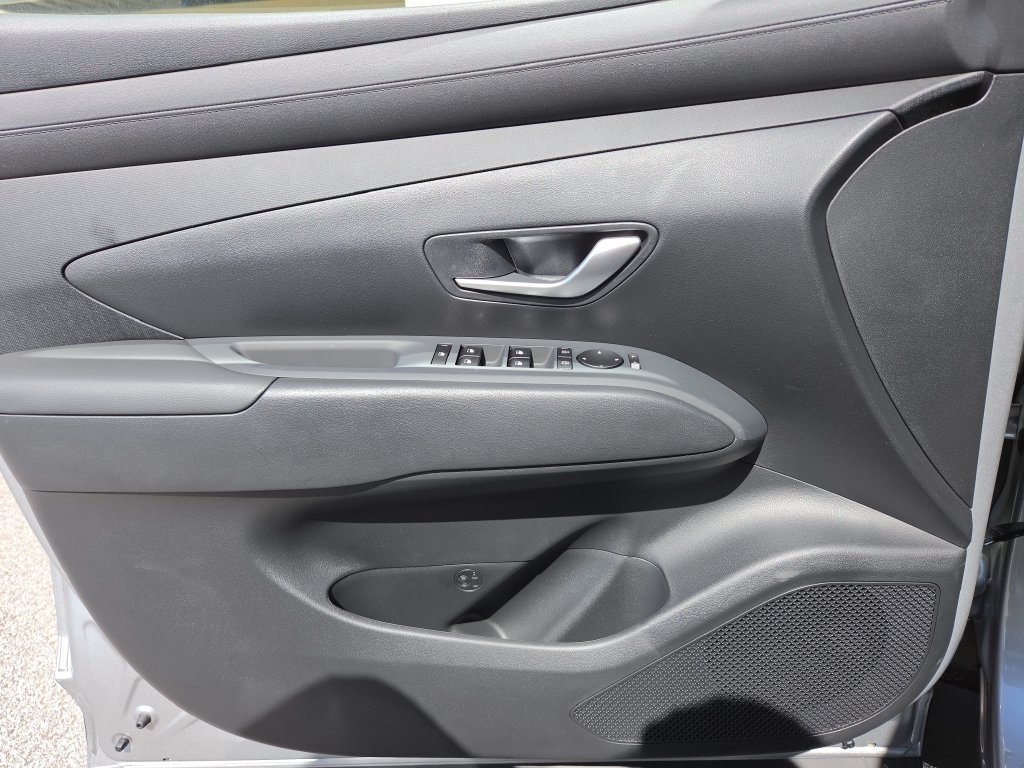 New 2026 Hyundai Tucson SEL FWD image 17
