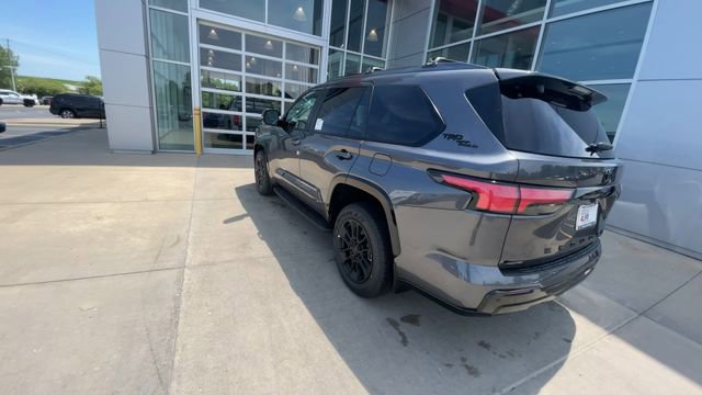 New 2026 Toyota Sequoia Platinum w/ TRD Off-Road Package AWD/4WD image 8