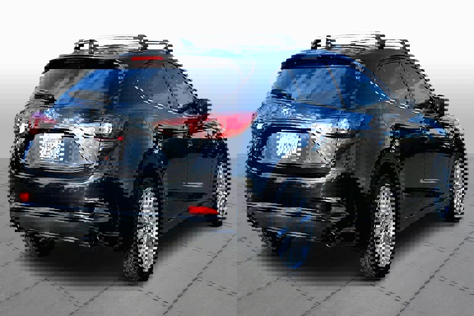 Used 2017 MAZDA MAZDA3 Touring image 13