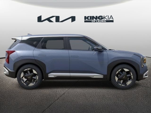 New 2027 Kia Seltos S FWD image 8