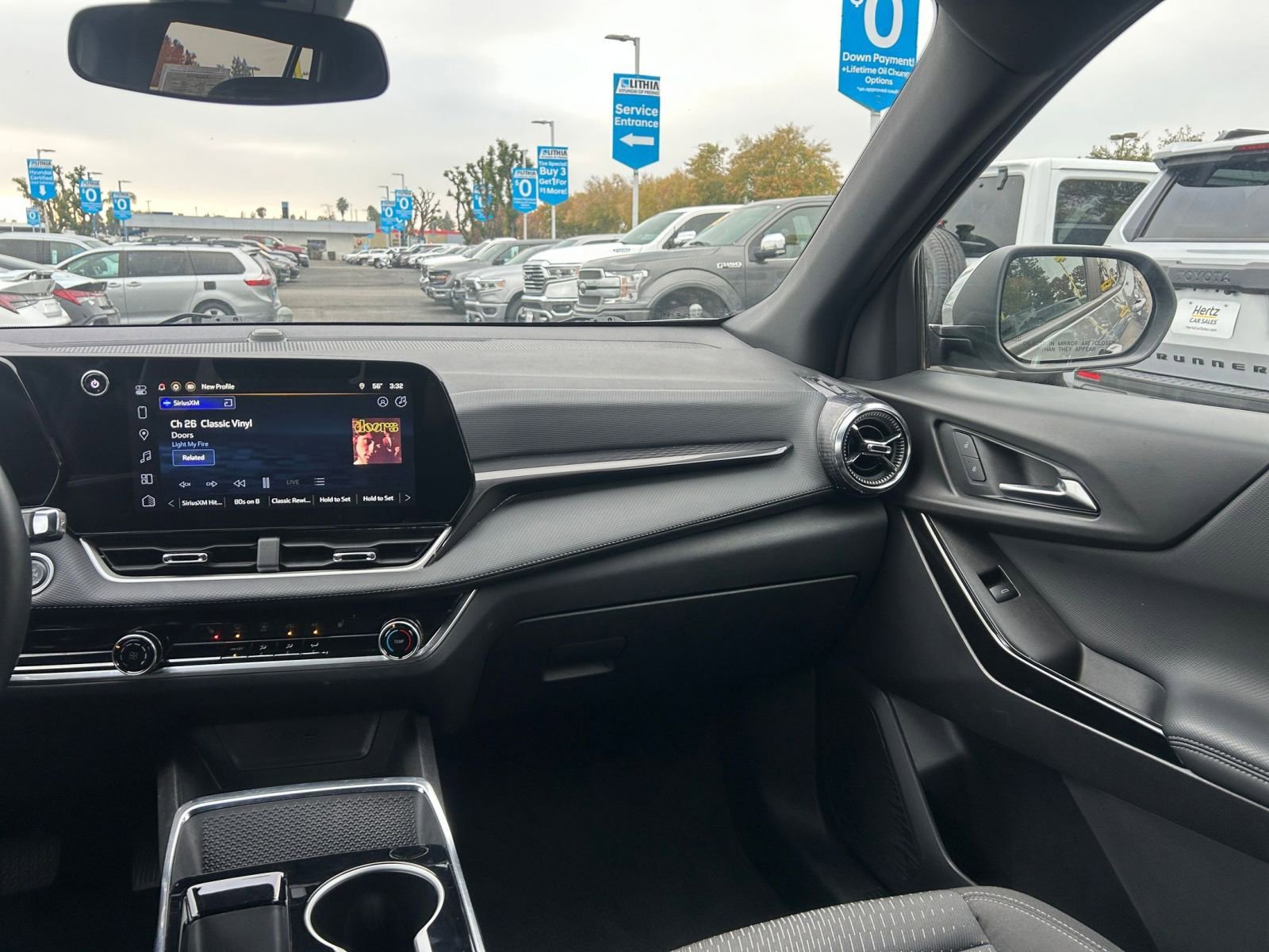 Used 2025 Chevrolet Equinox LT image 34