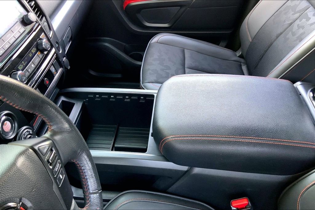 Used 2021 Nissan Titan PRO-4X image 13
