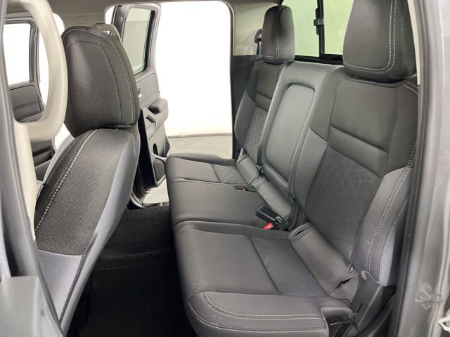 Used 2025 Nissan Frontier SV w/ SV Convenience Package RWD image 41