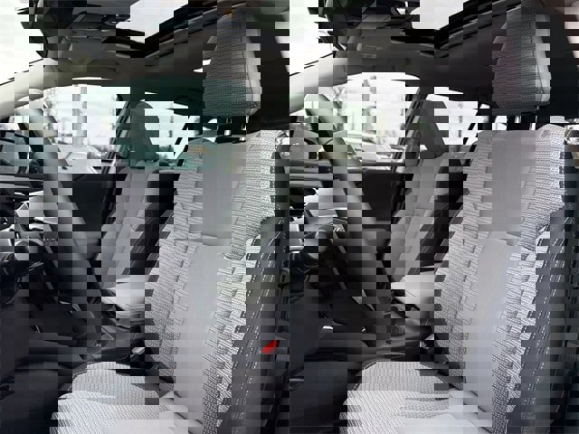 Used 2025 Subaru Outback Premium image 12