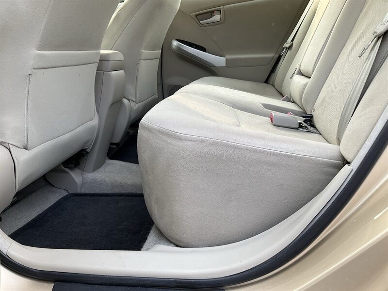 Used 2010 Toyota Prius Two FWD image 13