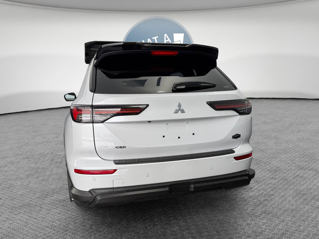New 2026 Mitsubishi Outlander Trail Edition image 5