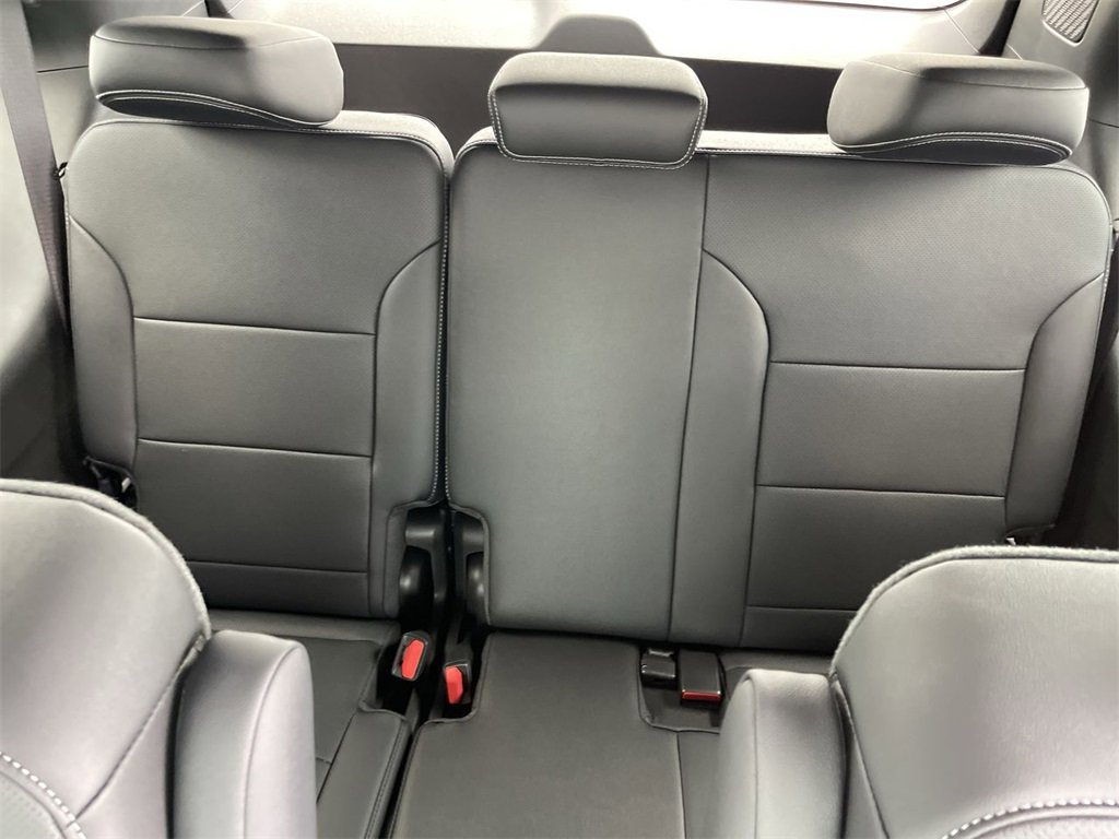 New 2026 Chevrolet Traverse LT w/ Sun and Wheel Package image 24