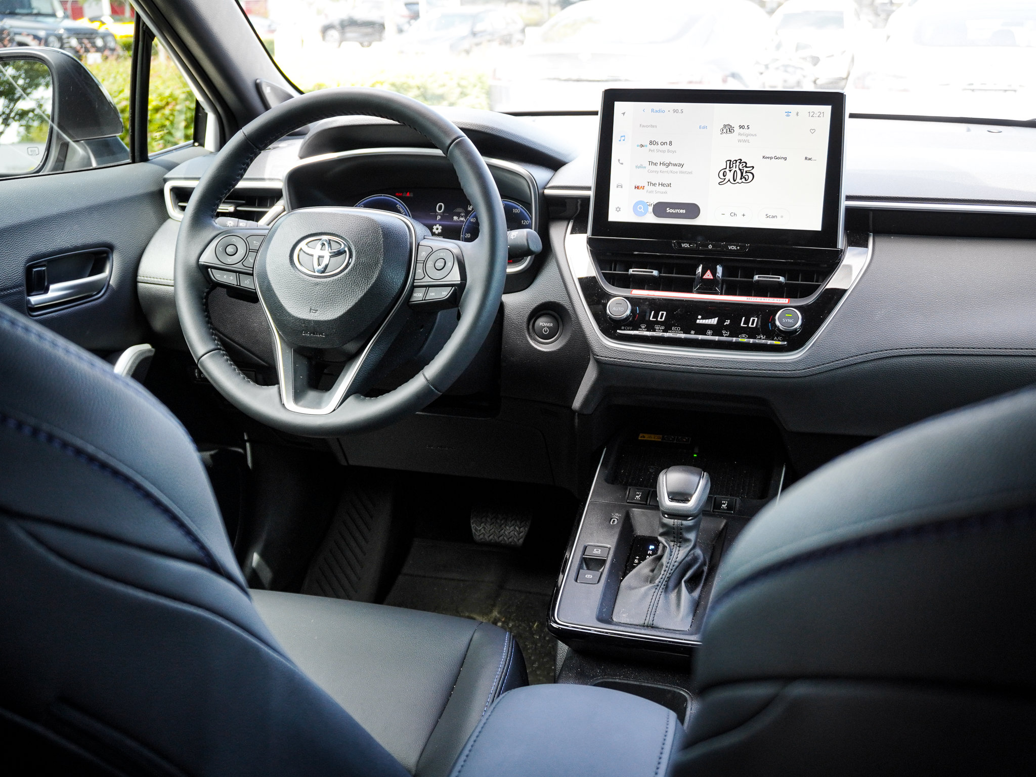 Used 2026 Toyota Corolla Cross AWD Hybrid w/ Convenience Package image 26