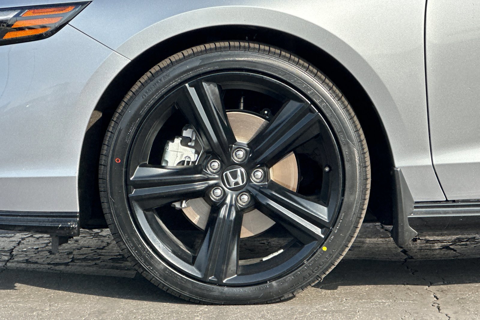 Used 2024 Honda Accord Sport image 25