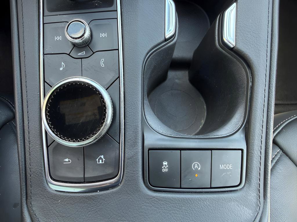 Used 2023 Cadillac XT4 Premium Luxury FWD image 30