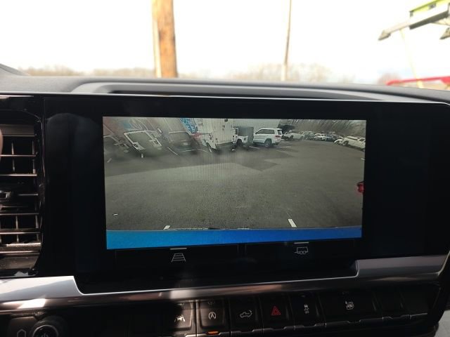 Used 2023 Chevrolet Silverado 1500 LT image 16