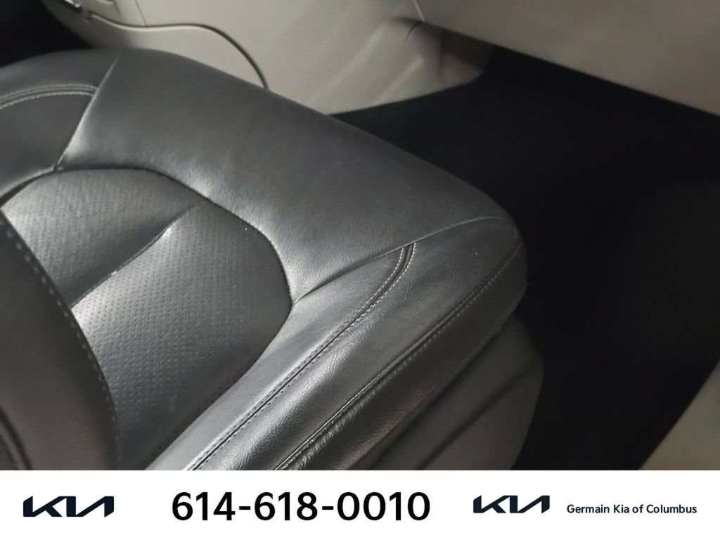 Used 2022 Chrysler Pacifica Touring-L FWD image 26