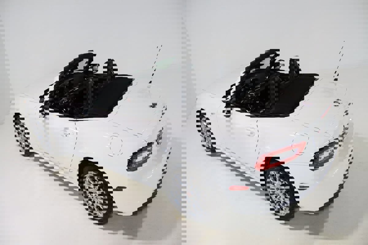 Used 2017 FIAT 124 Spider Classica image 20